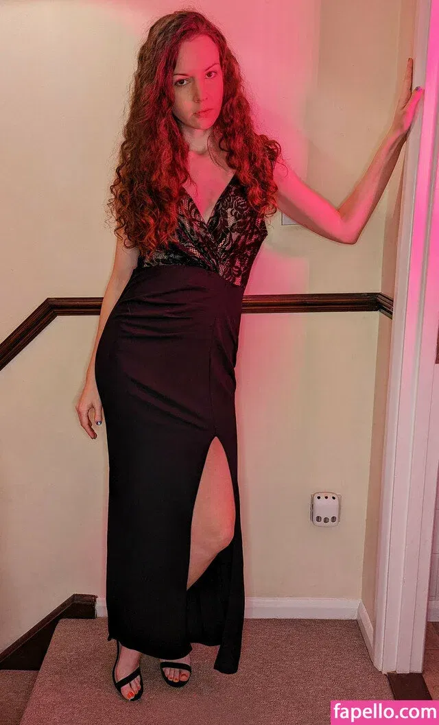 Lady ASMR Onlyfans Photo Gallery 