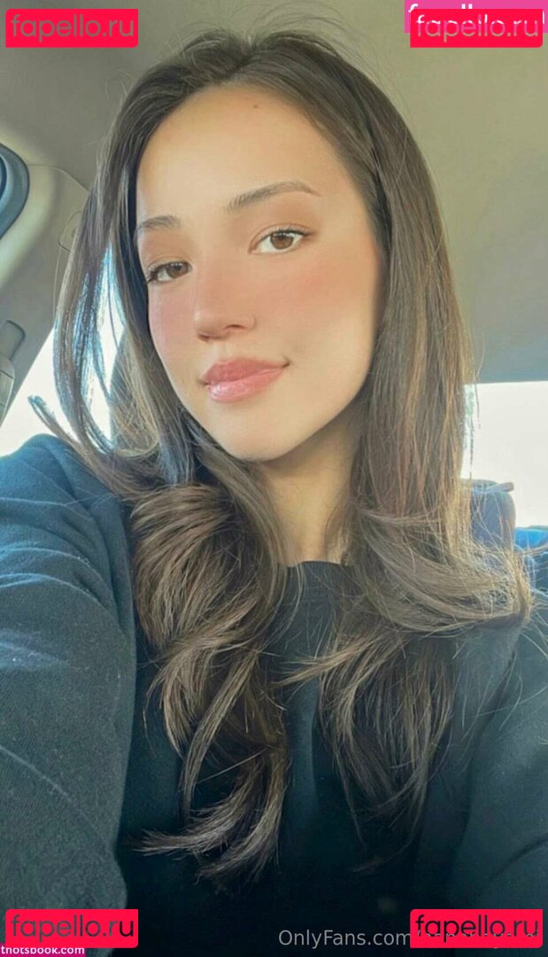 pineapplegirlshx3 / princesssshana Onlyfans Photo Gallery 