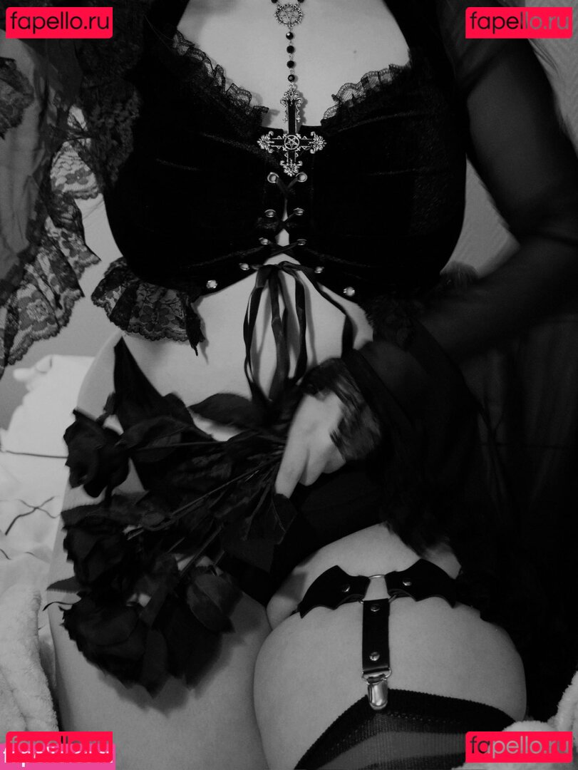 Corpsey / pxppycorpse Onlyfans Photo Gallery 