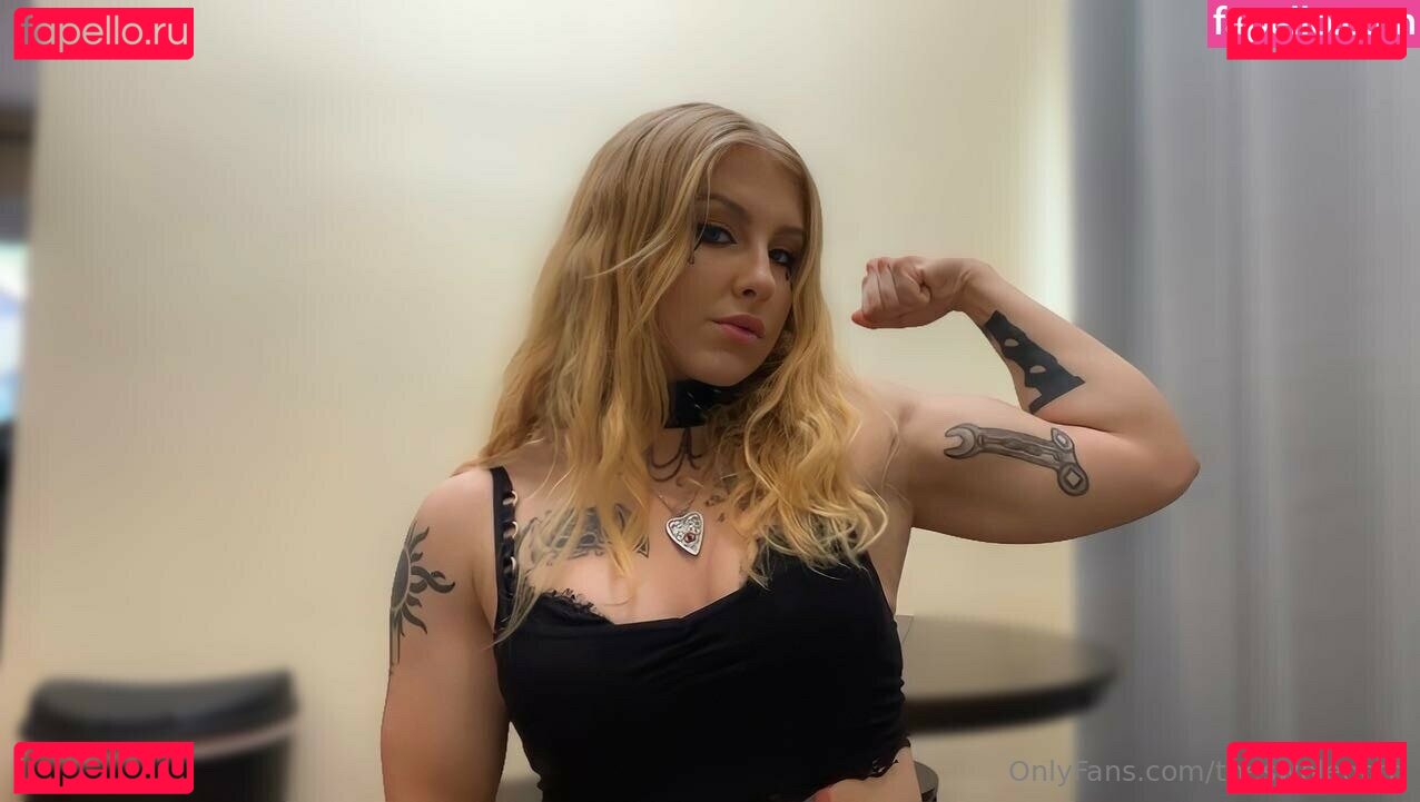 theswolegoth Onlyfans Photo Gallery 