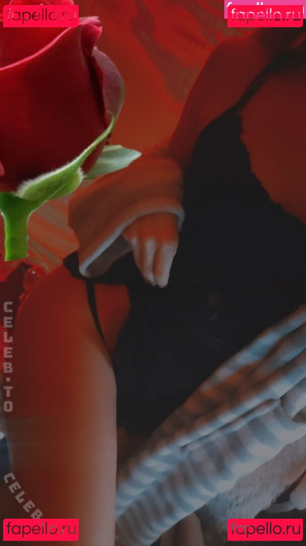 AvocadoX / avo_live / moonbeamcorazon / nonadreamspecial Nude Onlyfans Photo 14