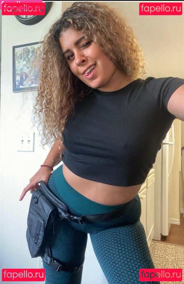 JustYeliz / yesjulz Onlyfans Photo Gallery 