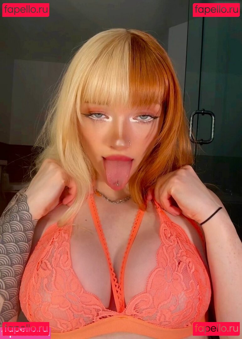 Xinia / xinia_official Onlyfans Photo Gallery 