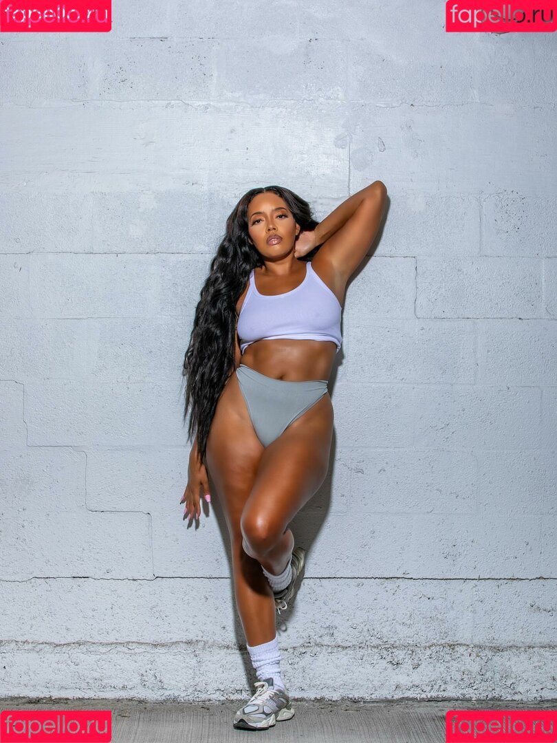 Angela Simmons Onlyfans Photo Gallery 