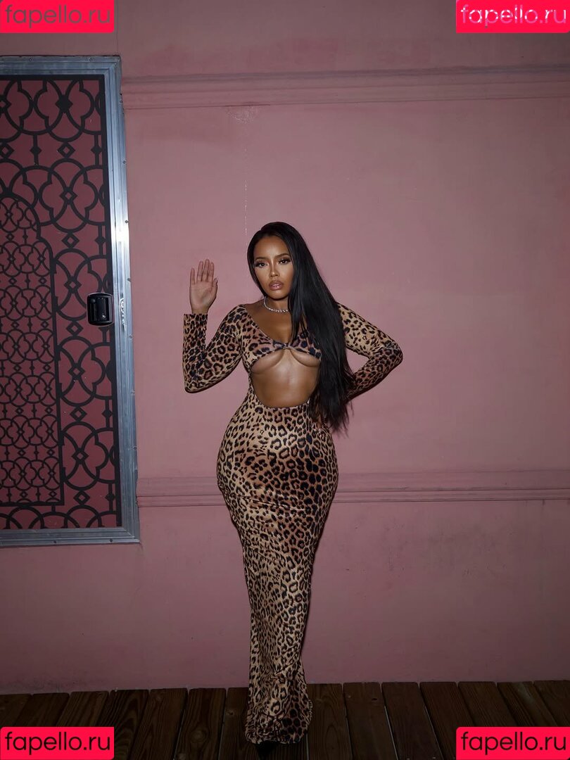 Angela Simmons Onlyfans Photo Gallery 