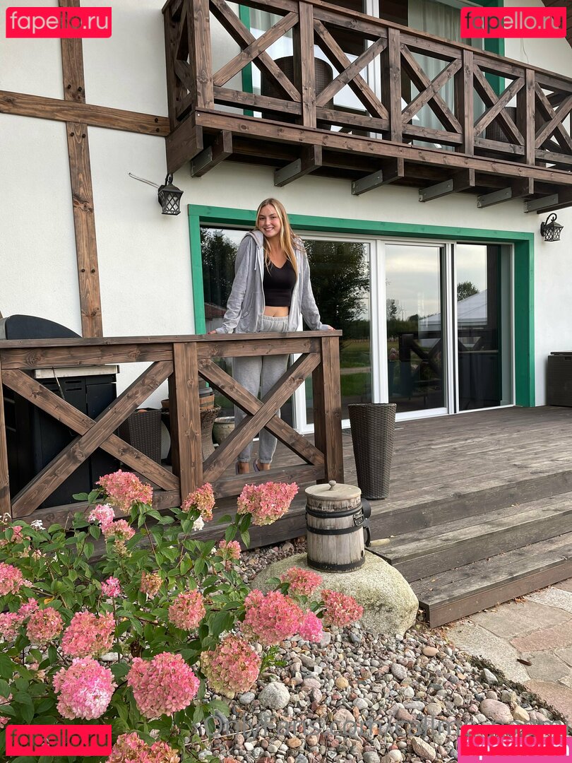 howaboutnao / naomi_reyners_vip Onlyfans Photo Gallery 