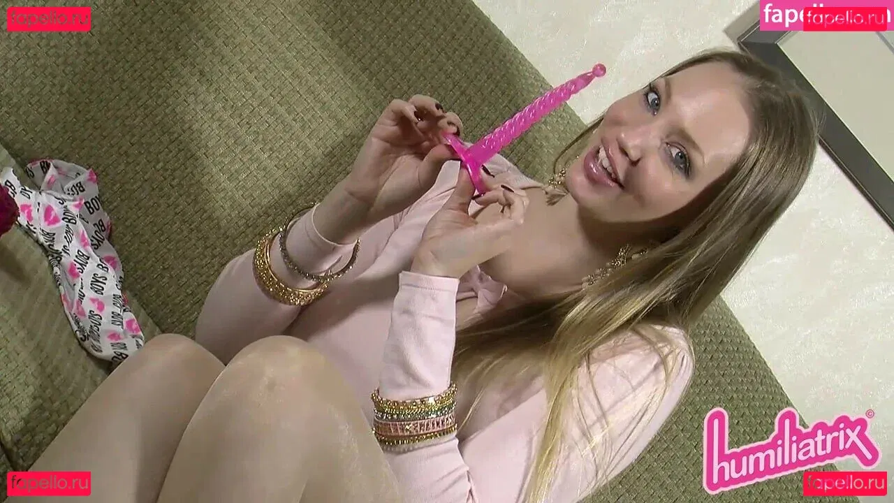 Sara Liz Onlyfans Photo Gallery 