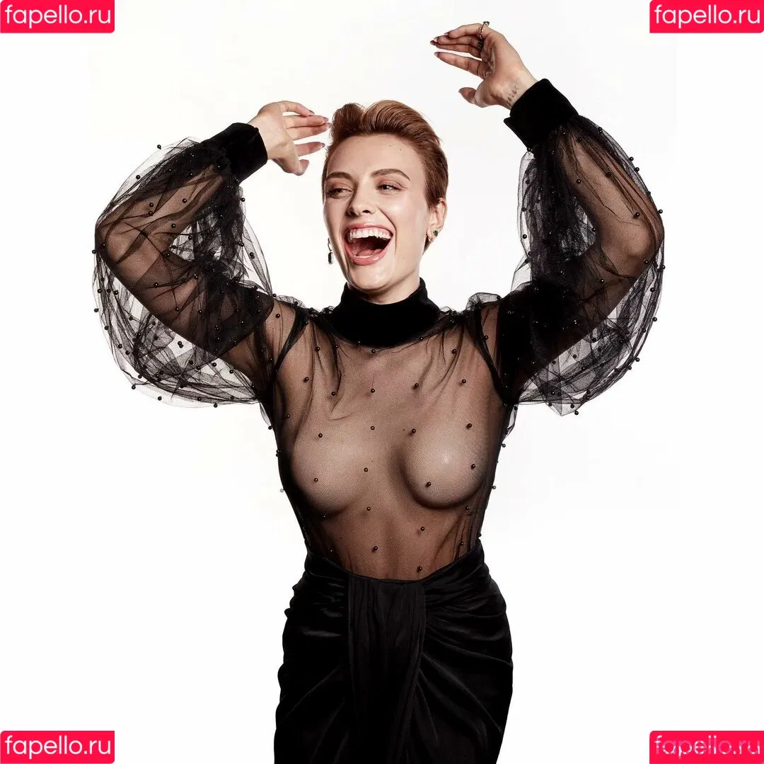 Wallis Day Onlyfans Photo Gallery 