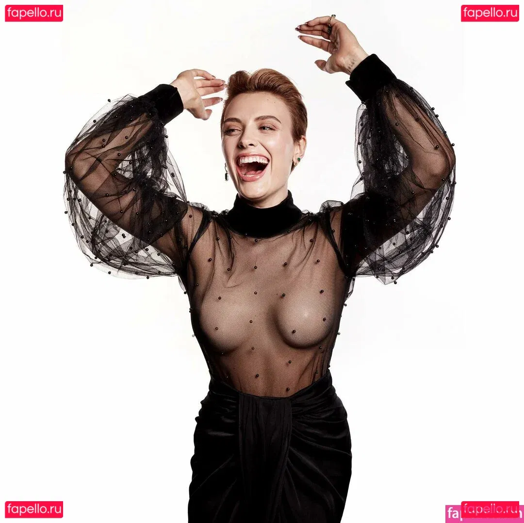 Wallis Day Onlyfans Photo Gallery 