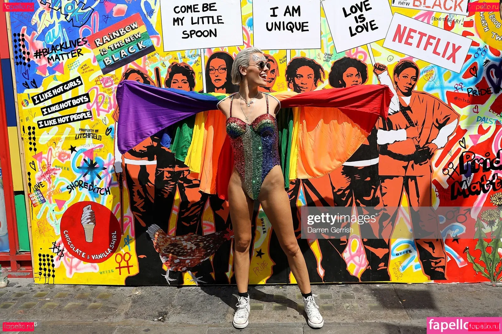 Wallis Day Onlyfans Photo Gallery 