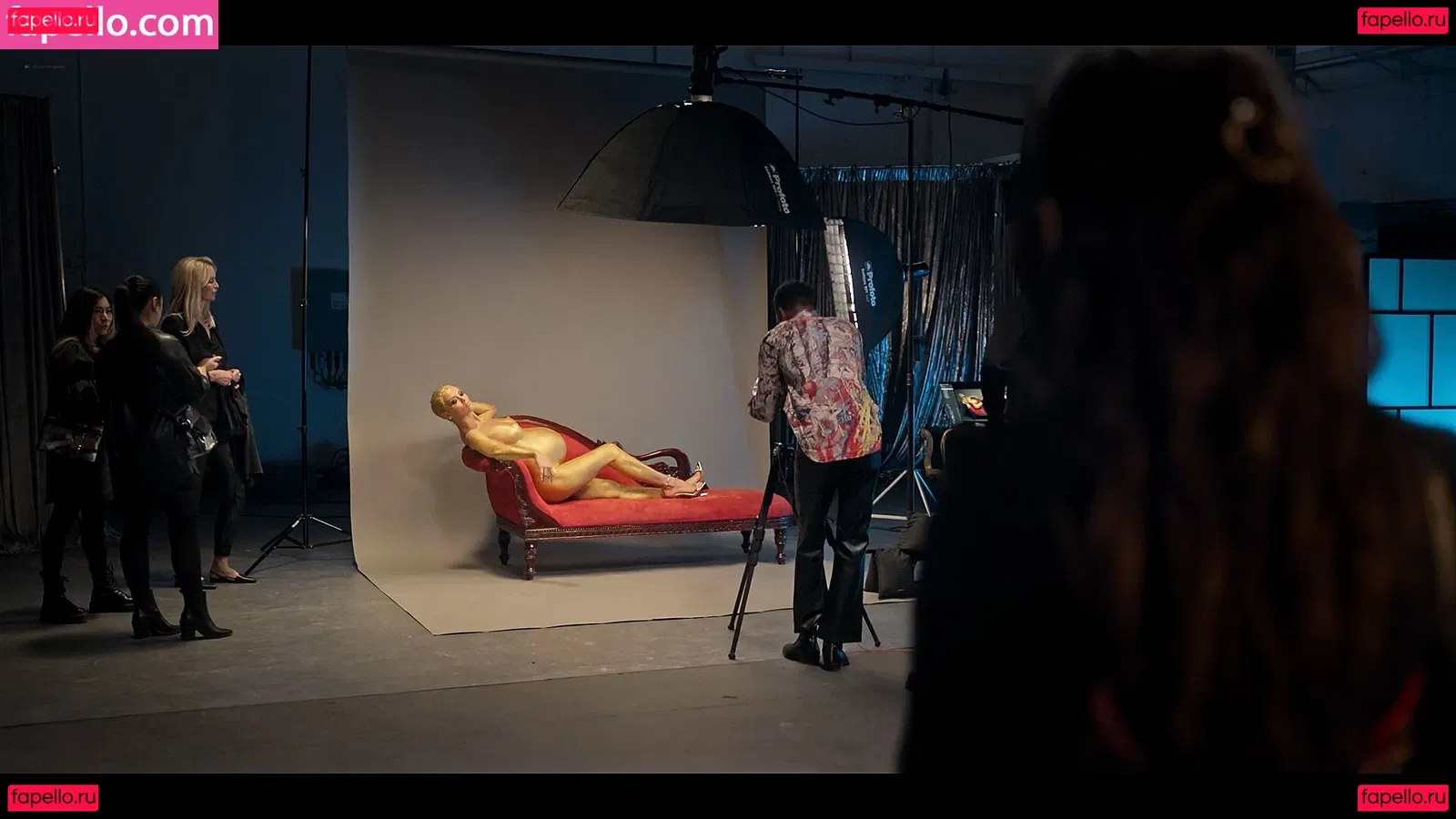 Wallis Day Onlyfans Photo Gallery 