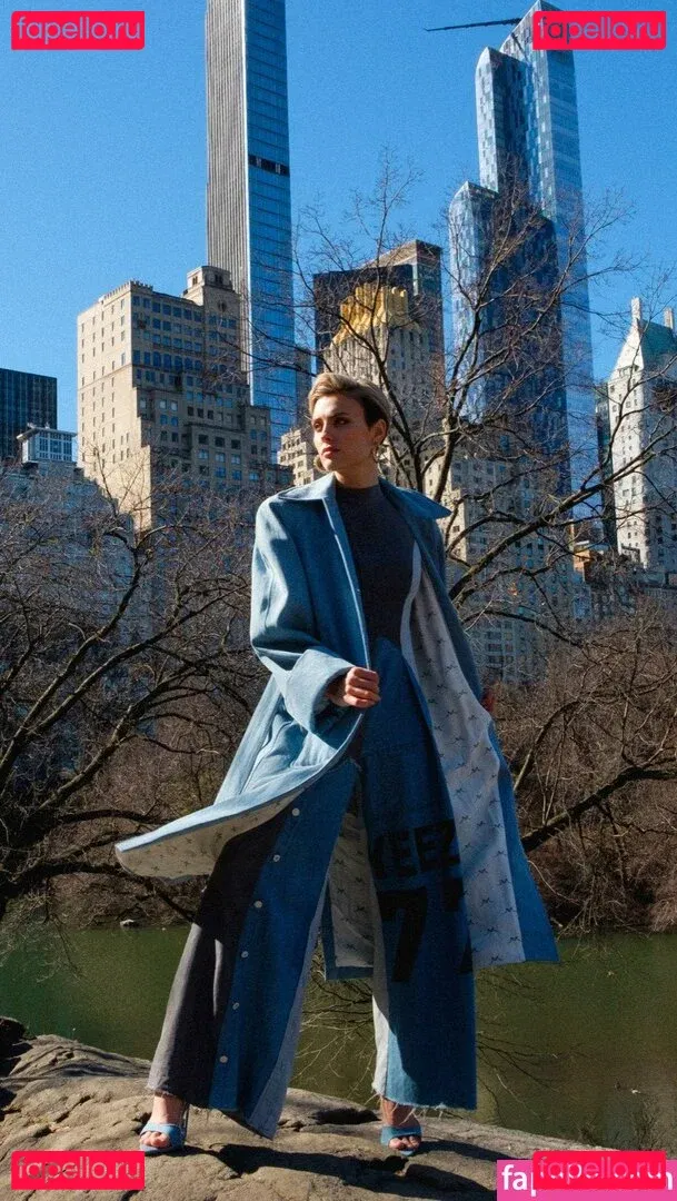 Wallis Day Onlyfans Photo Gallery 