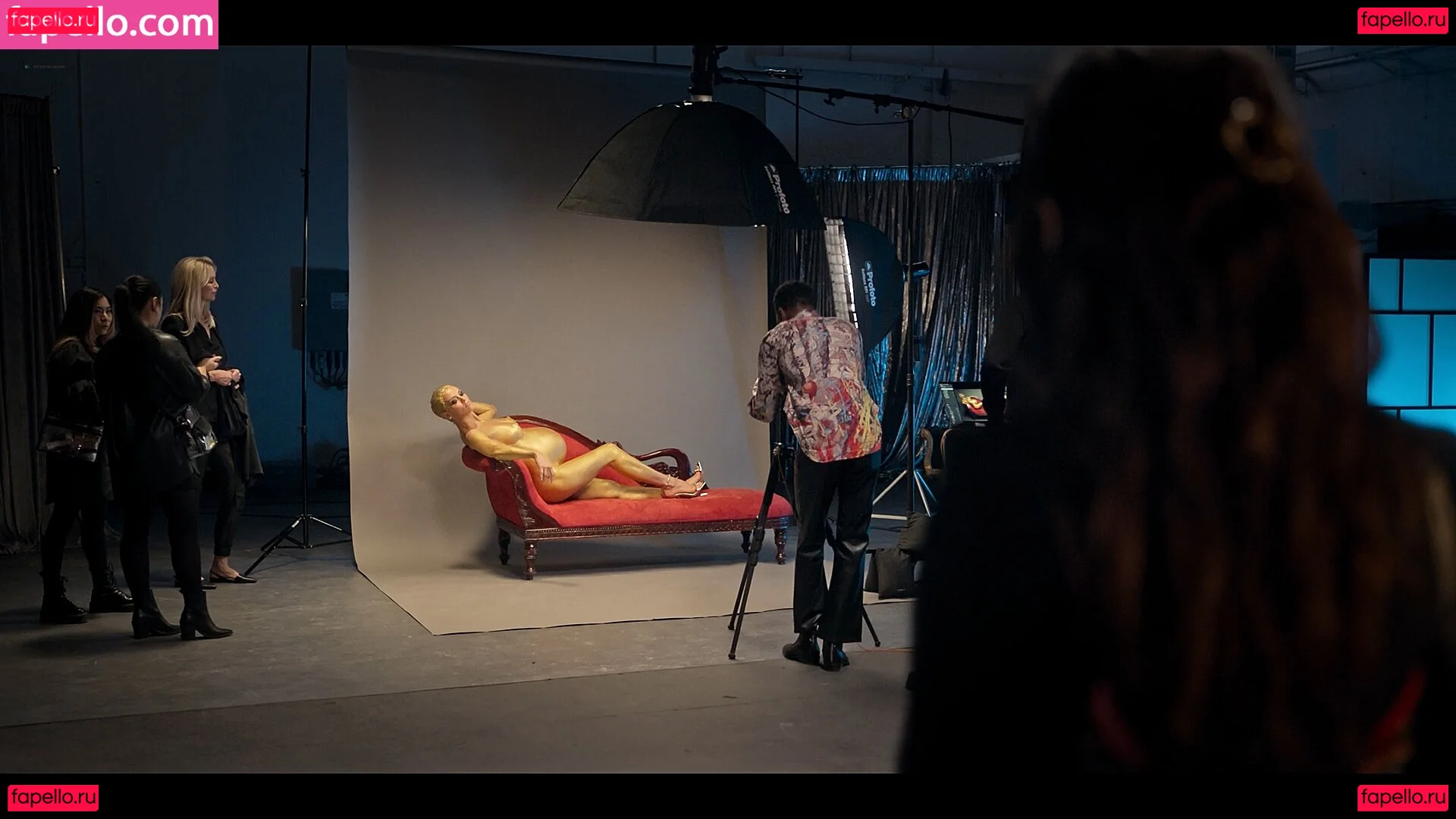 Wallis Day Onlyfans Photo Gallery 