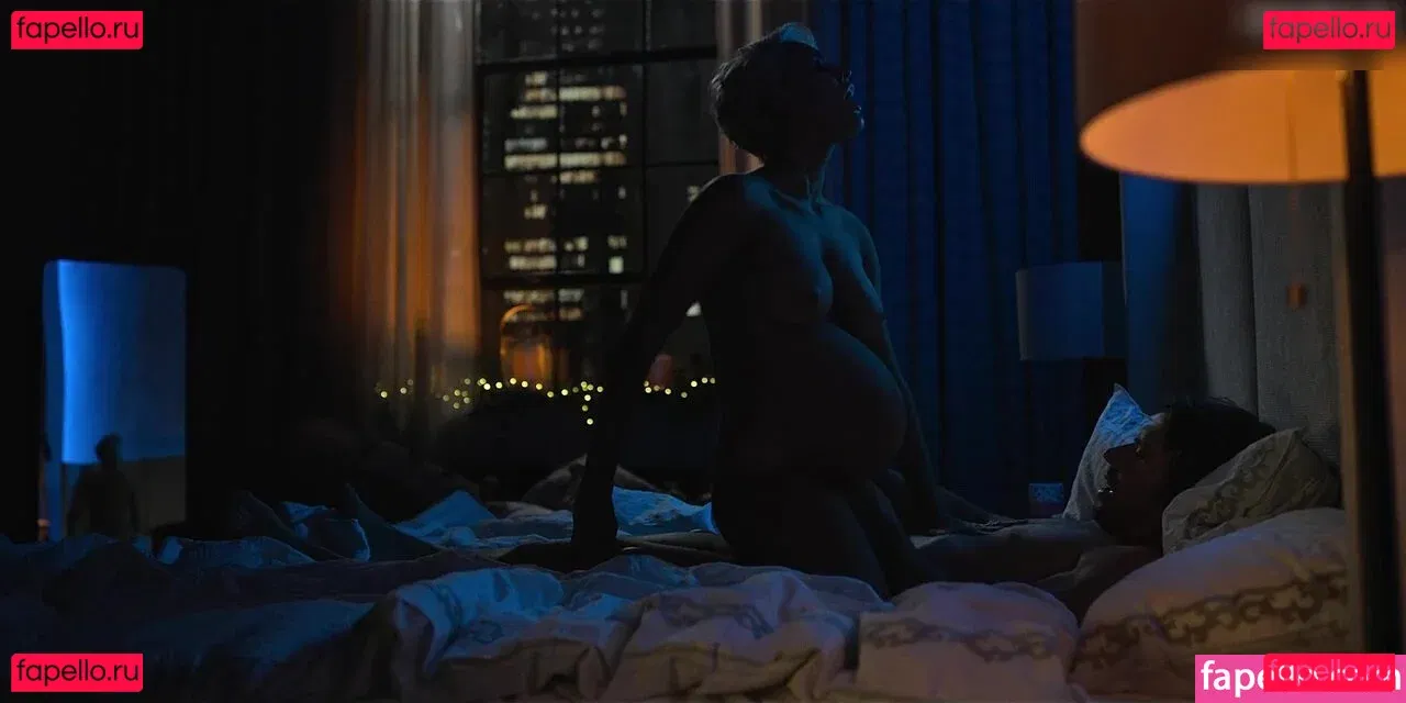 Wallis Day Onlyfans Photo Gallery 