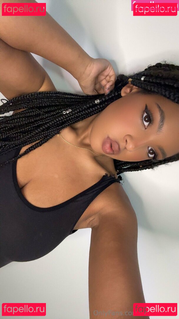 kiara.hot1 / kiarahot870 Onlyfans Photo Gallery 