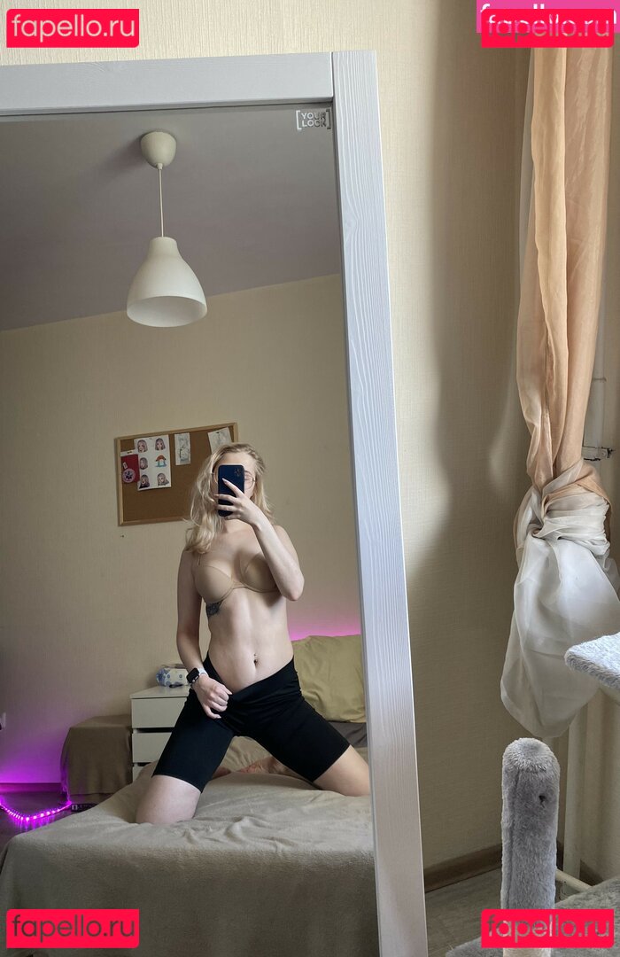 Fox_Happiness / fox.happiness / fox_pleasure Onlyfans Photo Gallery 