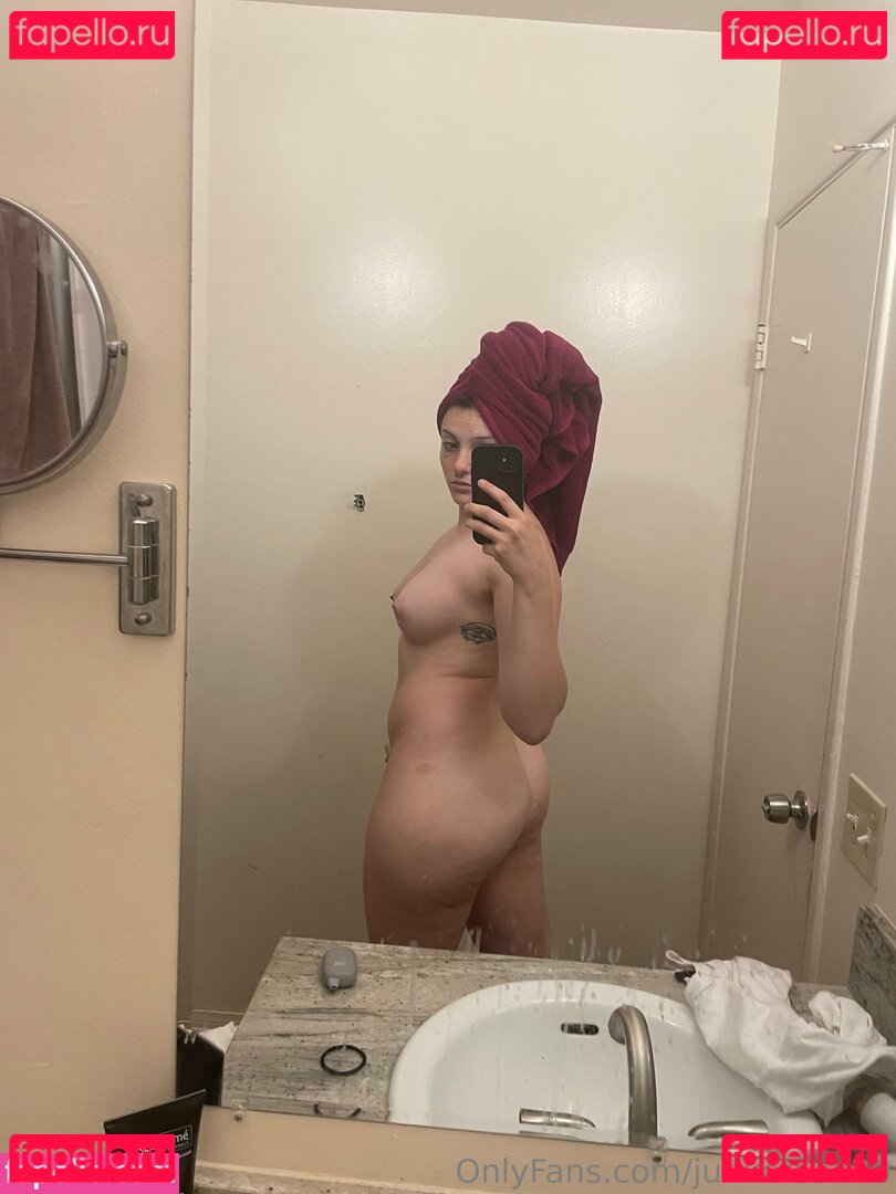 junketsu420 / junktion42 Onlyfans Photo Gallery 