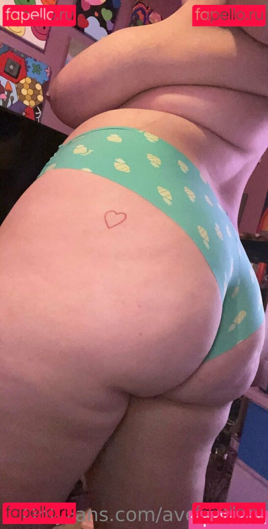 avery9627 / averyrobbie16 Onlyfans Photo Gallery 