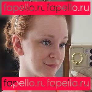 Bronnylovesyou / racy_red / racy_red7 / viioletskys Onlyfans Photo Gallery 