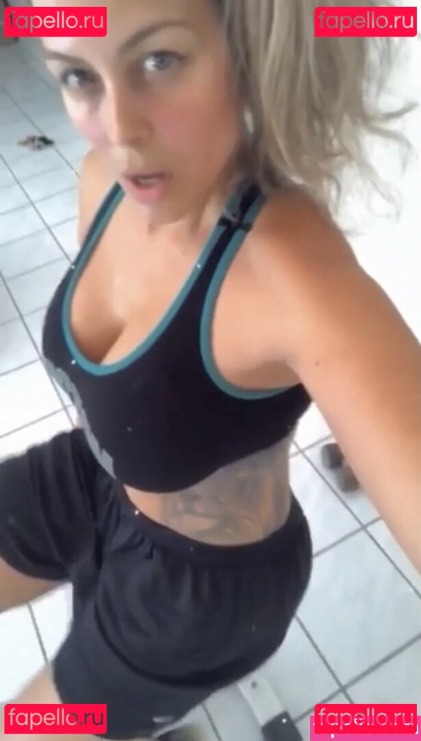 Gloria Velez / GloriaVelez Onlyfans Photo Gallery 