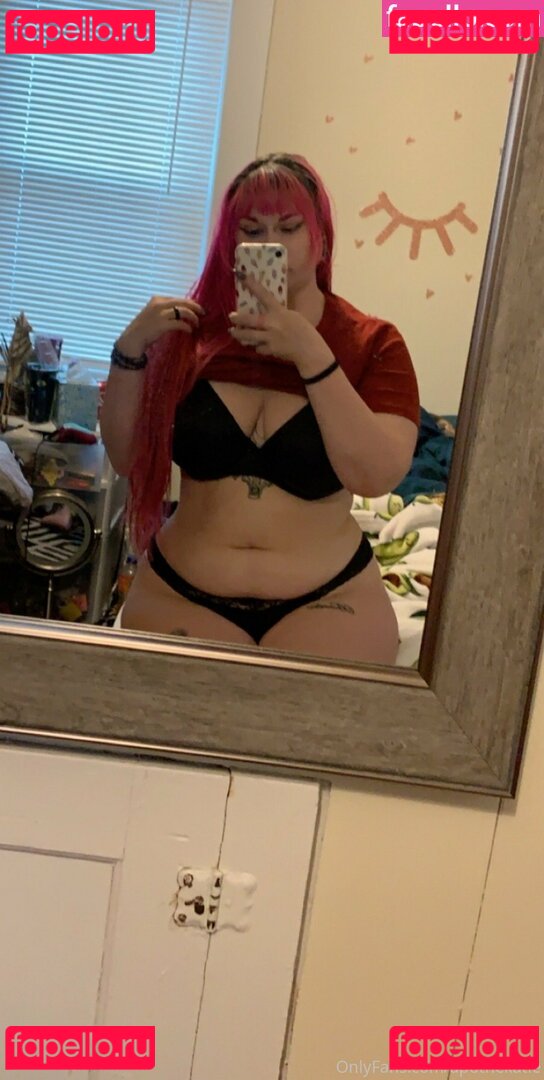 apothekathryn / apothekatie Onlyfans Photo Gallery 