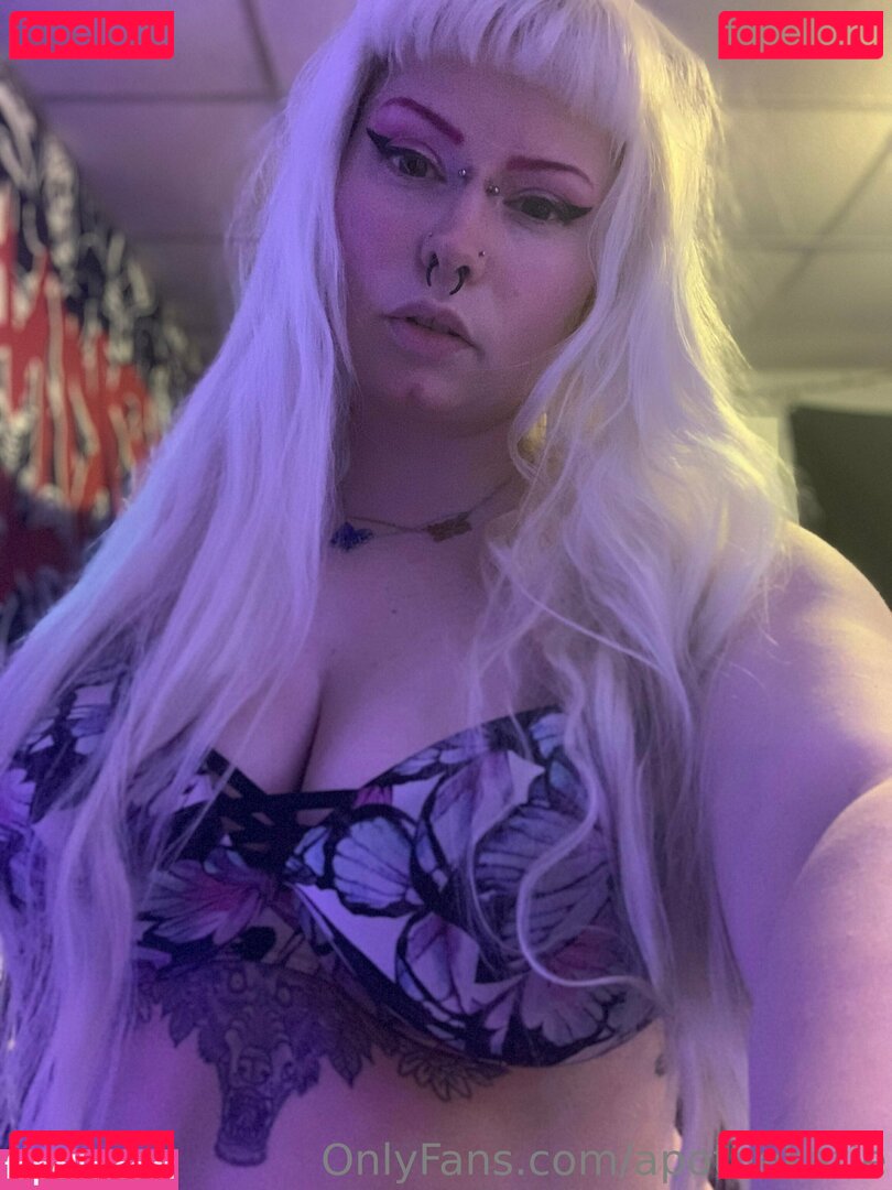 apothekathryn / apothekatie Onlyfans Photo Gallery 