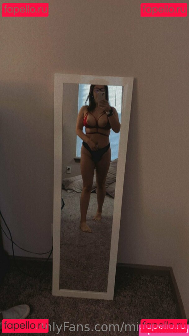 miiilleb / millieebee Onlyfans Photo Gallery 