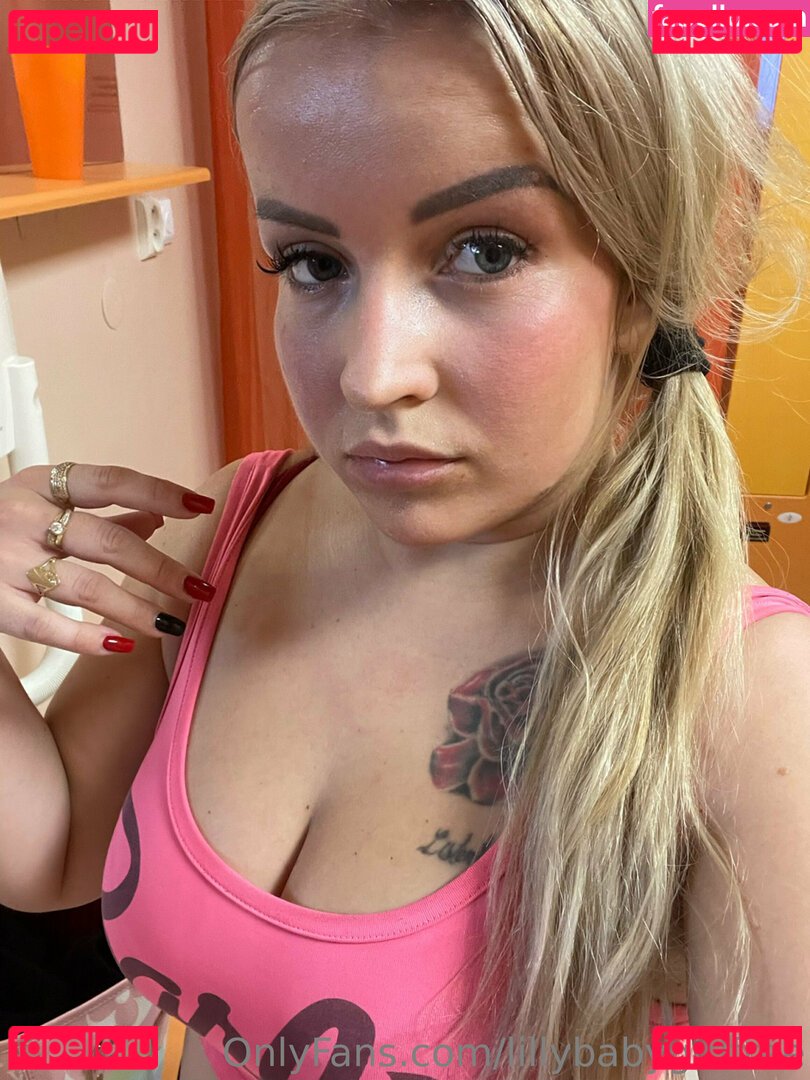 lillyoceanfree / p1nk_lolita Onlyfans Photo Gallery 