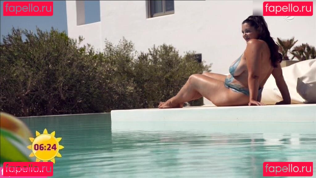 Paula Lambert / therealpaulalambert Onlyfans Photo Gallery 