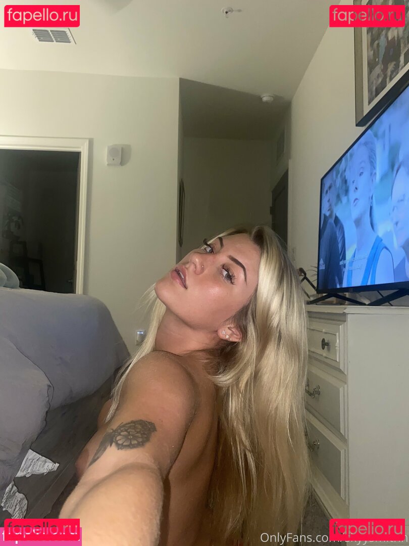 _skysmith_ / skyysmithh Onlyfans Photo Gallery 