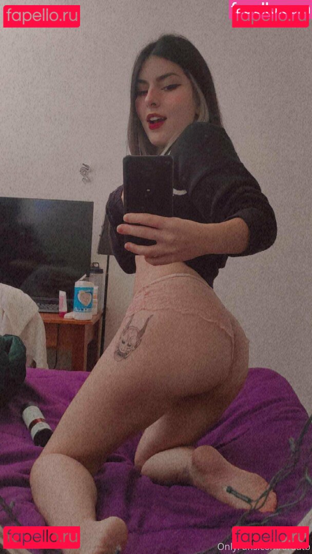 ardatb / itsardat Onlyfans Photo Gallery 