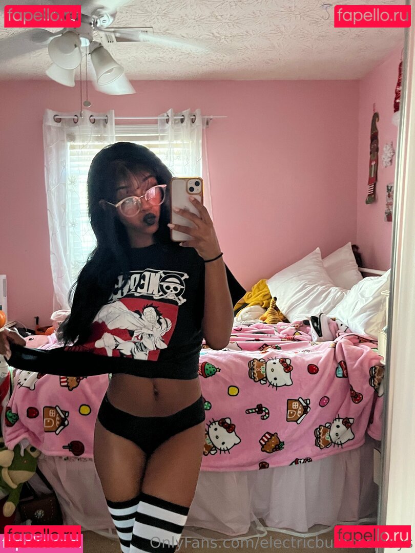 Electricbumcosplays / electricbum1 Onlyfans Photo Gallery 