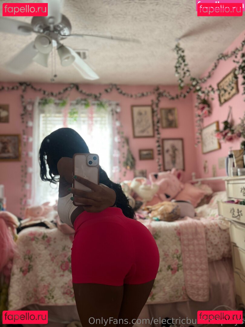 Electricbumcosplays / electricbum1 Onlyfans Photo Gallery 