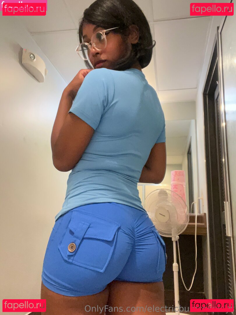 Electricbumcosplays / electricbum1 Onlyfans Photo Gallery 