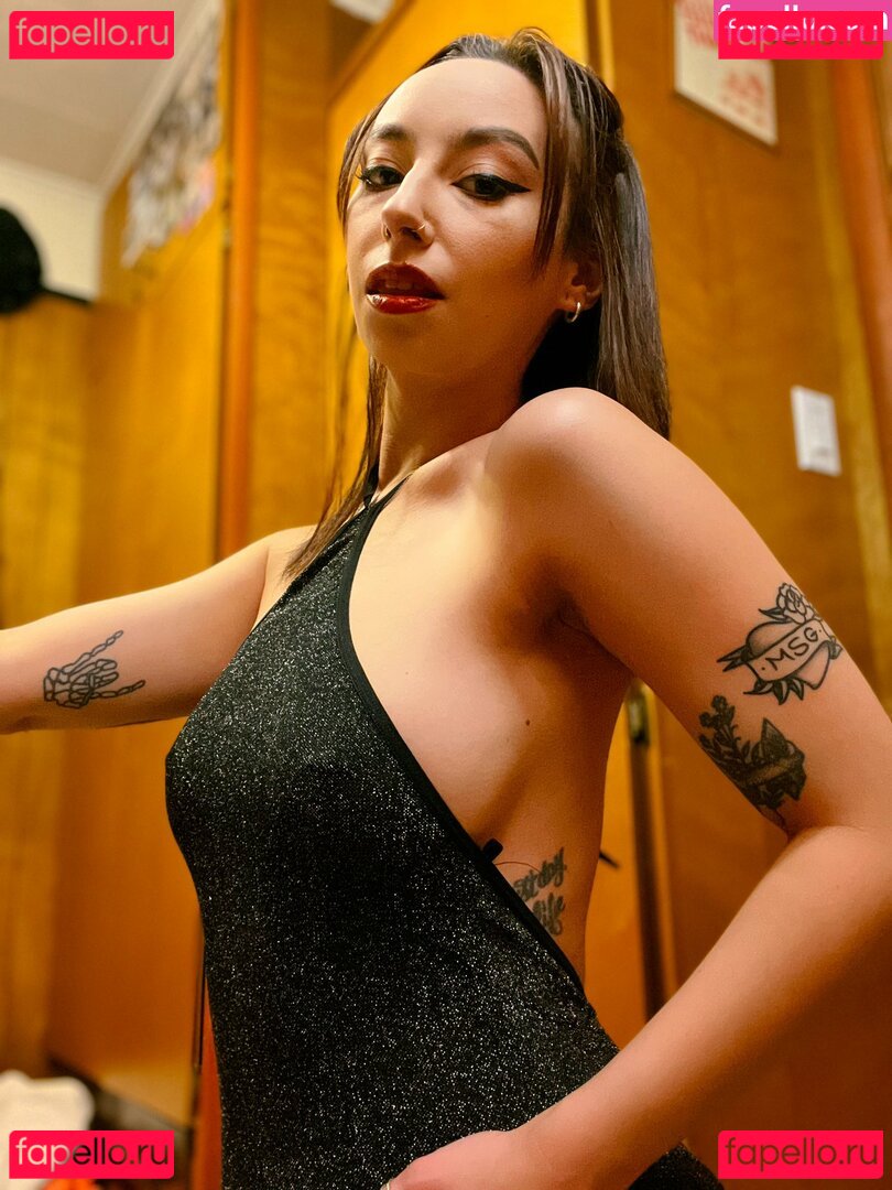 Taylormoontv Onlyfans Photo Gallery 