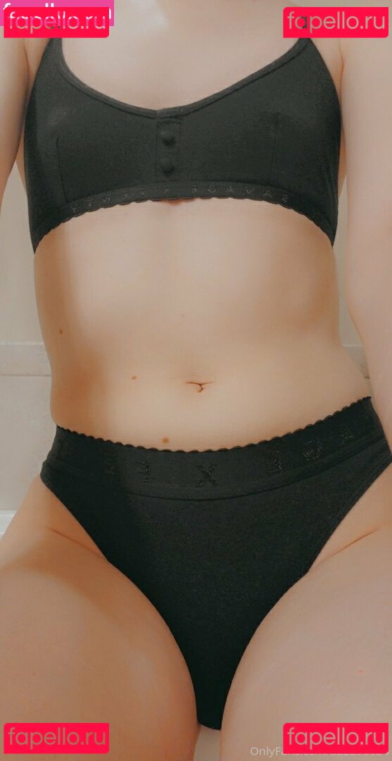 cherryfox_ / princesscherryfox Onlyfans Photo Gallery 