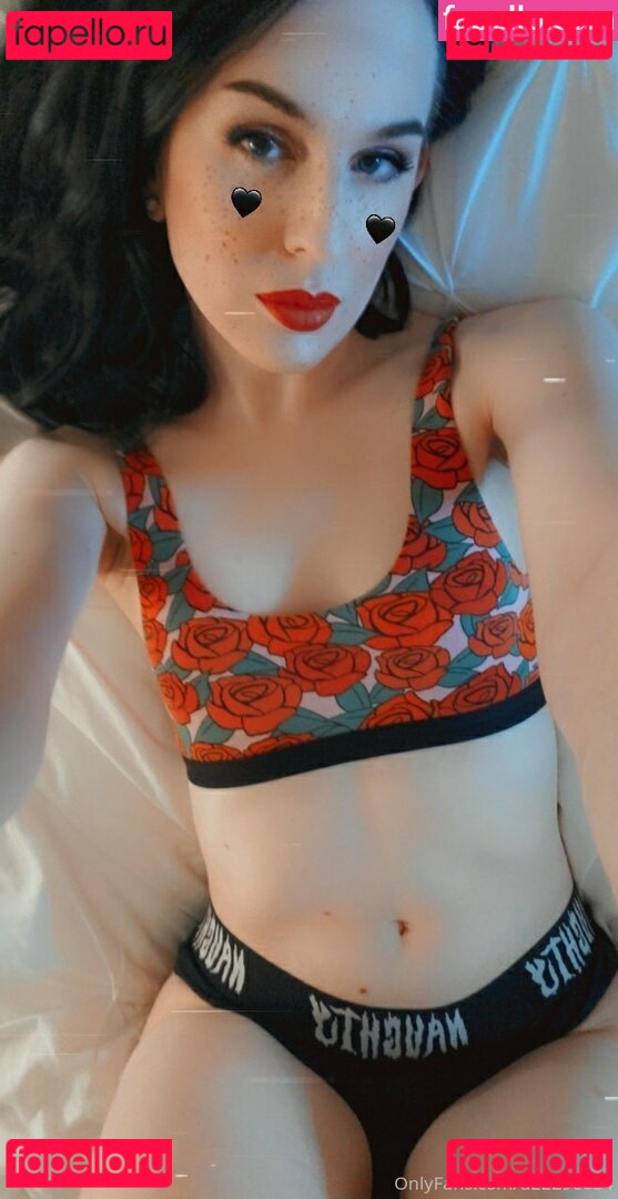 cherryfox_ / princesscherryfox Onlyfans Photo Gallery 