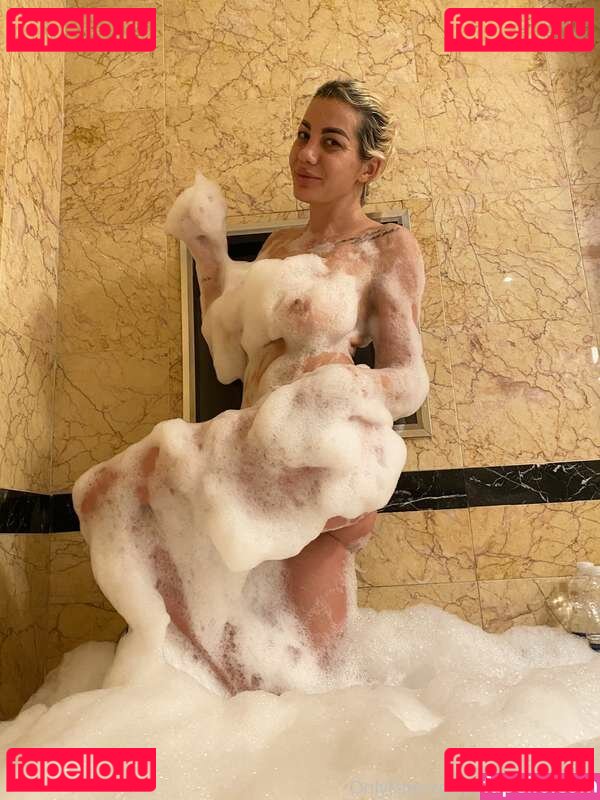 Alice Romain / AliceRomainxxx / aliceromain Onlyfans Photo Gallery 