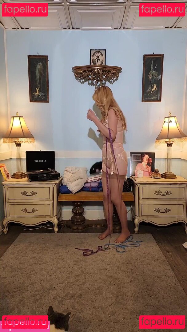 Dainty Rascal / DaintyRascal / Suzy cherry / the rascalettes Onlyfans Photo Gallery 