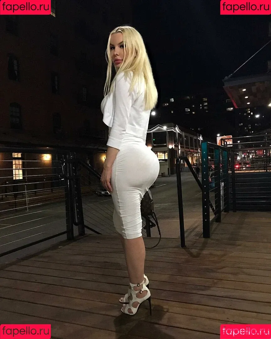 simoniliciousxxx Onlyfans Photo Gallery 