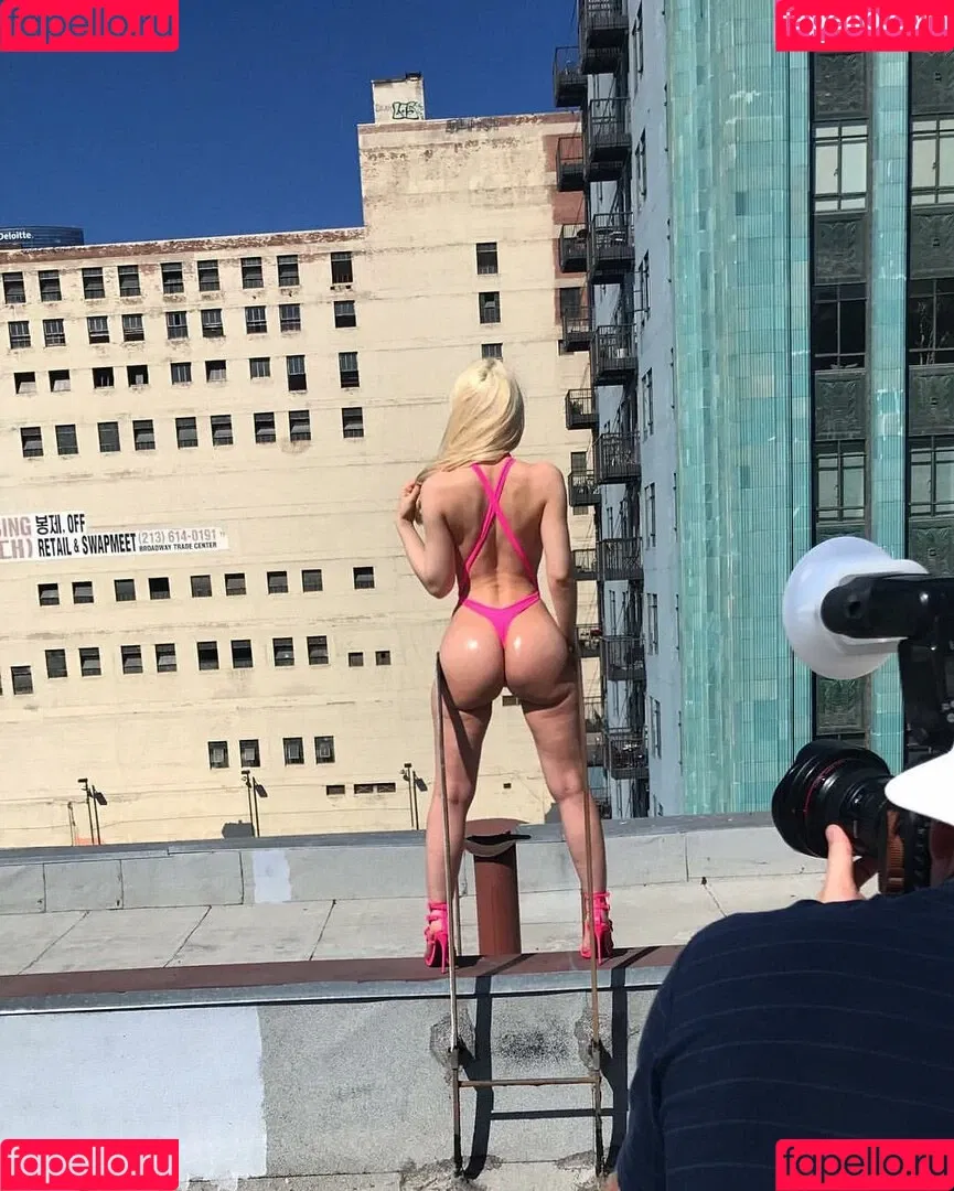 simoniliciousxxx Onlyfans Photo Gallery 