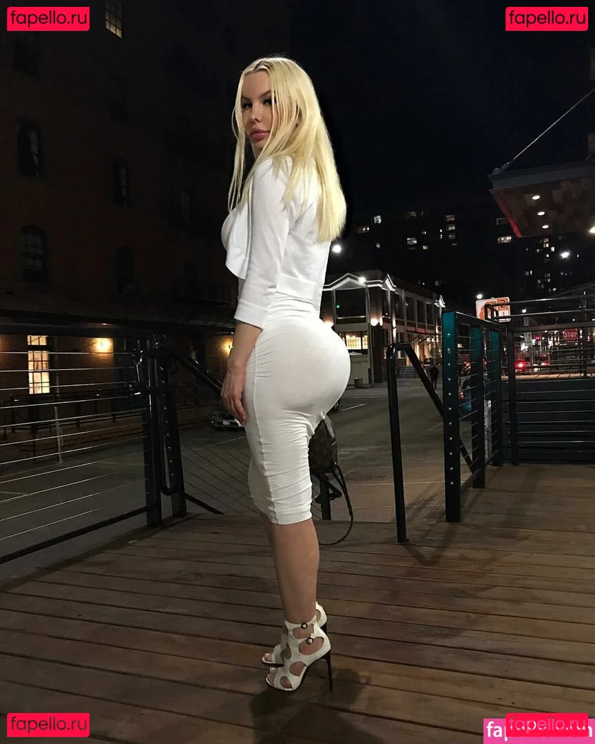 simoniliciousxxx Onlyfans Photo Gallery 