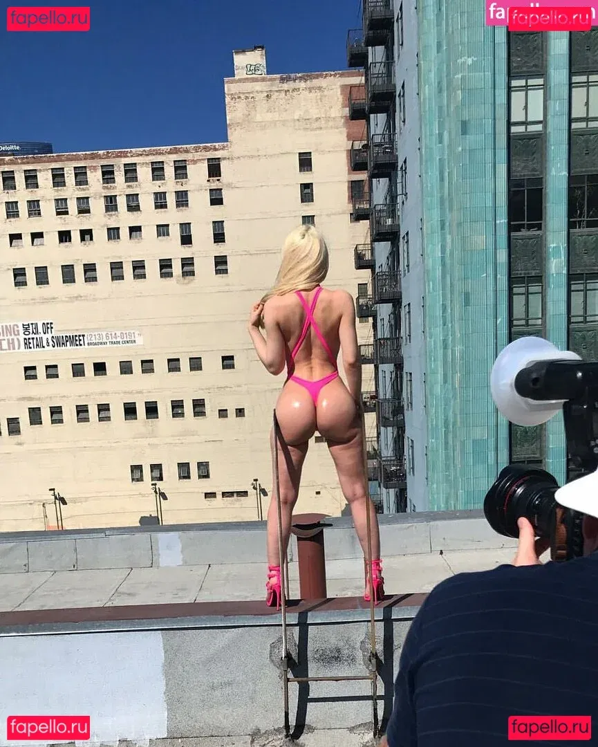 simoniliciousxxx Onlyfans Photo Gallery 