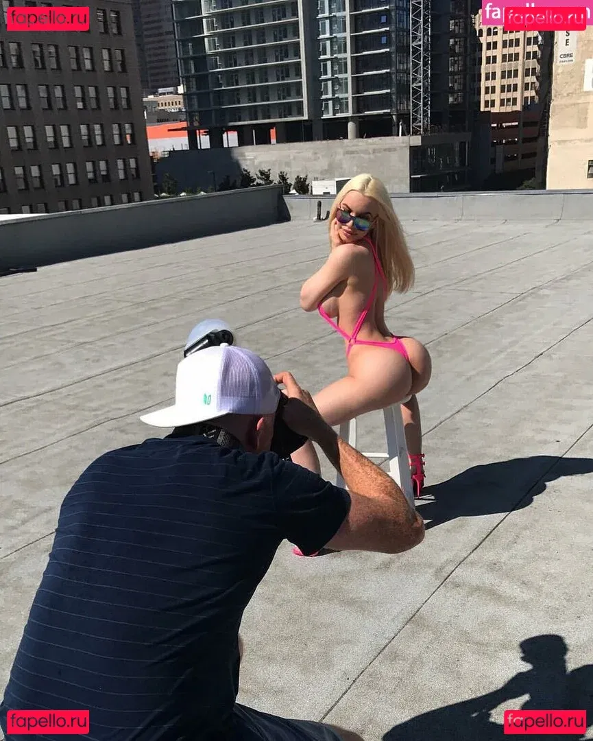 simoniliciousxxx Onlyfans Photo Gallery 