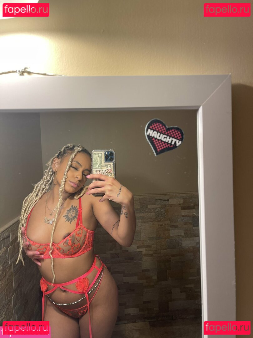 Gemmeg / Gemmeirl / Onegemme Onlyfans Photo Gallery 