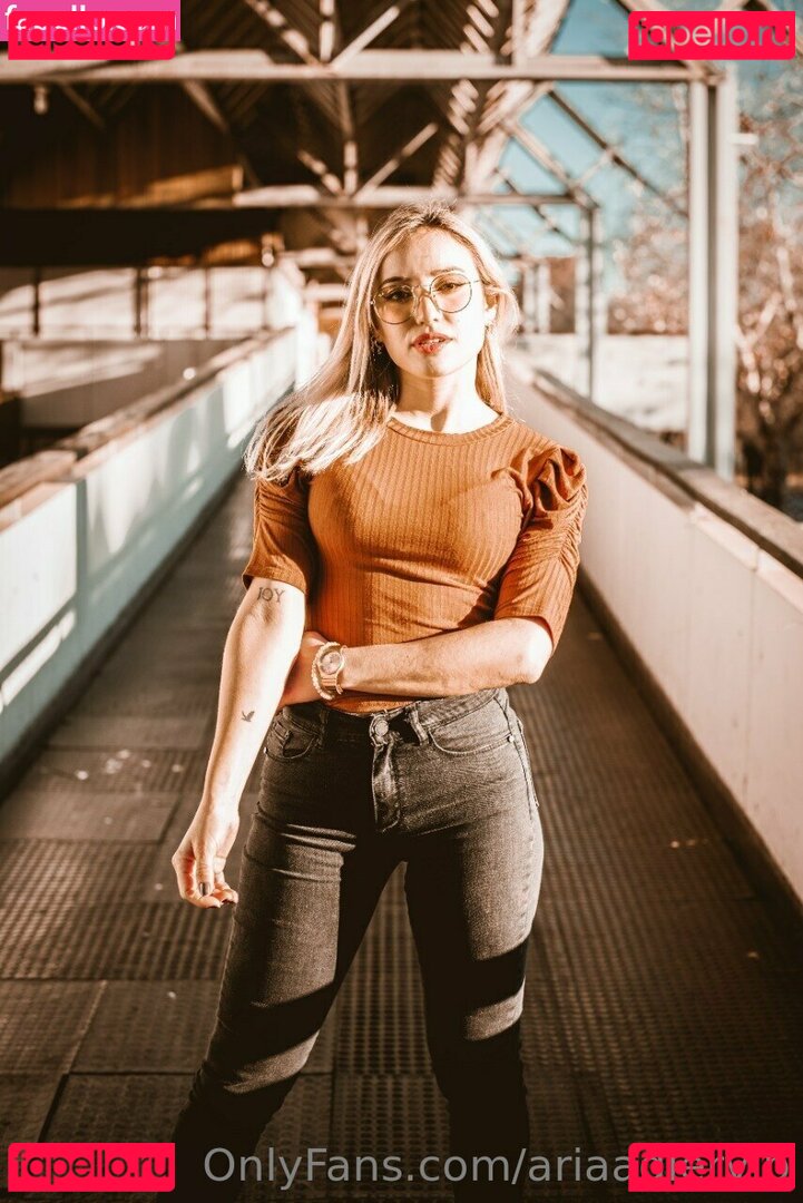 ariaadlervip / ariaalpertadjani Onlyfans Photo Gallery 