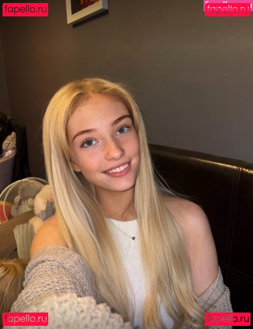 serenaasmithh / serenasmithhh Onlyfans Photo Gallery 