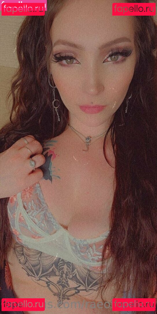 deadgirl666 / raeofgothiccsunshine Onlyfans Photo Gallery 