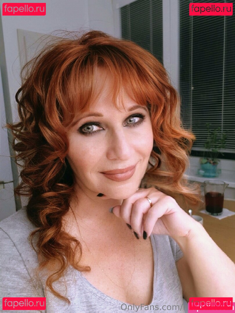 miss_bettyy Onlyfans Photo Gallery 