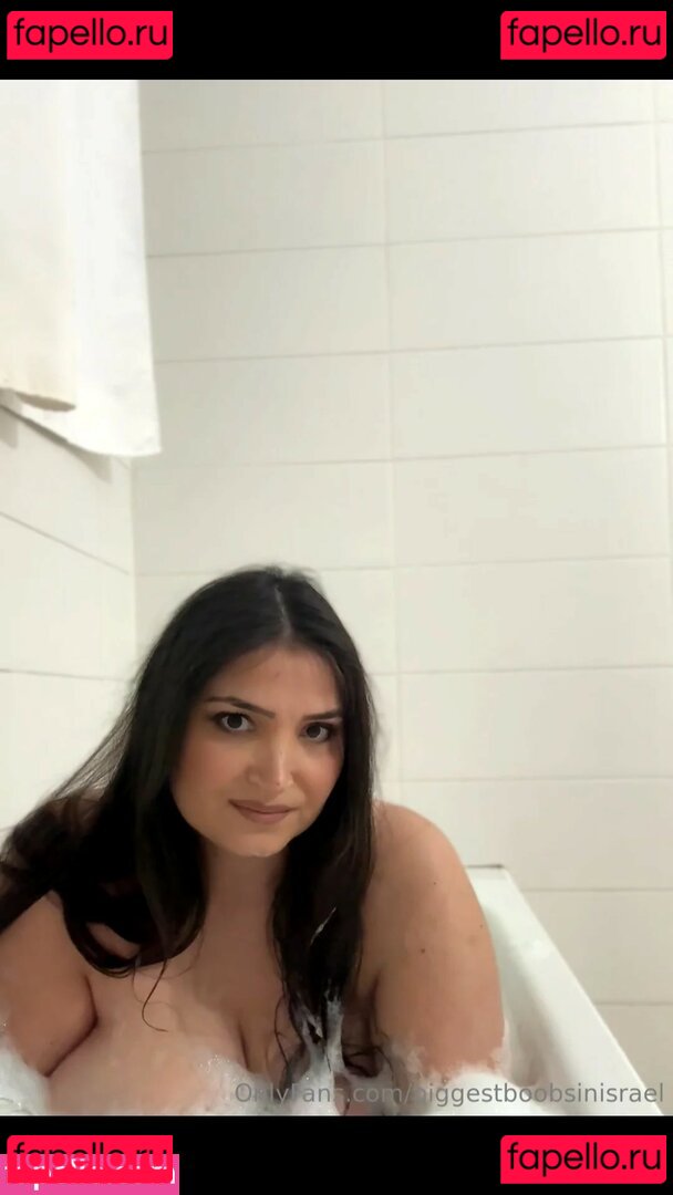 Biggestboobsinisrael / bigimplantfans Onlyfans Photo Gallery 